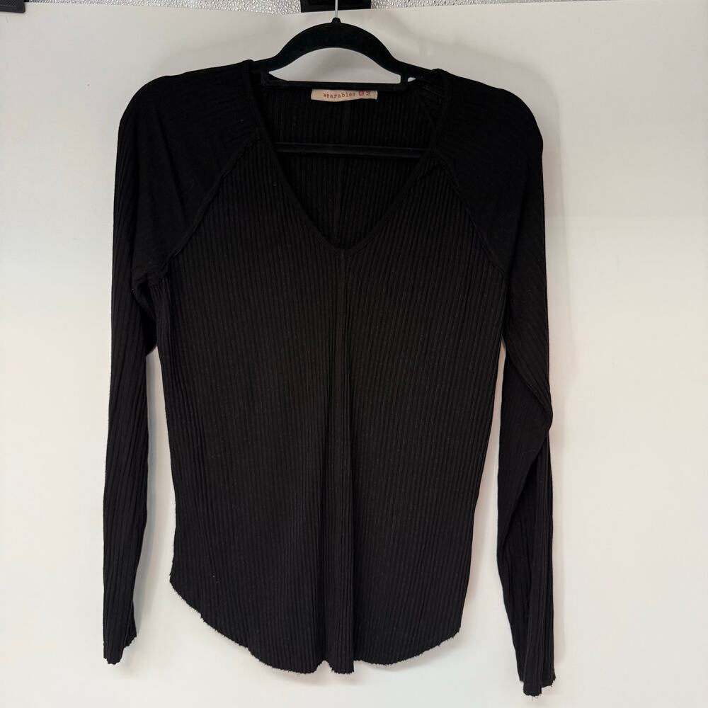 XCVI Wearables The Bryant V-Neck Top Women's Size M Black Ribbed Raw Trim Fall